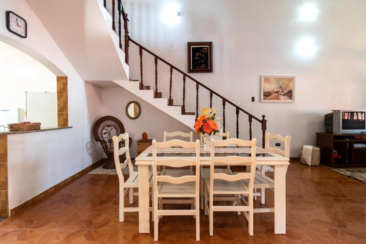 Holiday home Casa Ampla Com Piscina E Churrasqueira A 300m Da Itanhaem